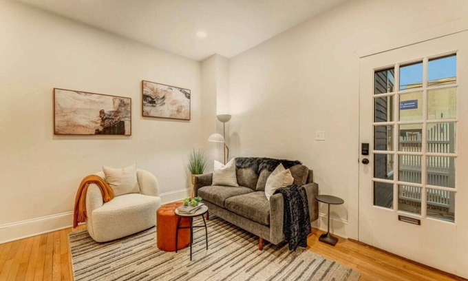 Stroudsburg Apartment | Steps From Downtown Stroudsburg | 2BR + Sleeps 4