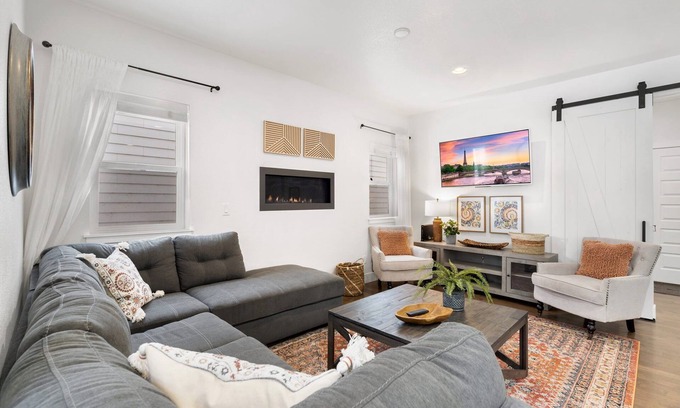 Old Town North House | Steps from River & Old Town - Hot Tub & King Bd
