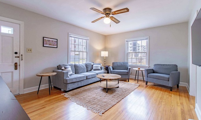 Bloomington House | Steps from Stadium | Heart of IU | Victory View