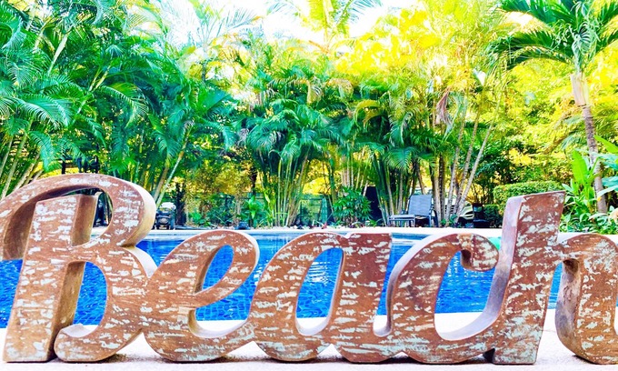 Palm Beach Estates House | Steps from the beach and brand new: Casa Bonita - 6 beds, 5 baths, large pool!