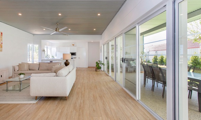 Scarborough Apartment | Steps from the sea