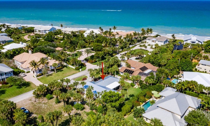 Indian River Shores House | Steps From The Sand With Amazing Location!