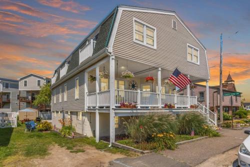 Salisbury Beach Apartment | Steps to Beach Salisbury Shore House #1 AC