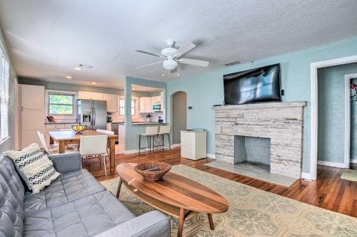 Kahnway Heights House | Steps to Daytona Beach Updated Home with Deck!