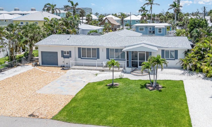 Fort Myers Beach House | Steps to Gulf! 4BR One-Level Pool Home – Perfect VRBO Beach Stay!