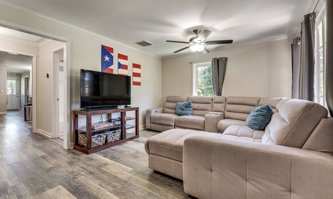 Douglasville House | Steps to Playground: Family Home in Douglasville!