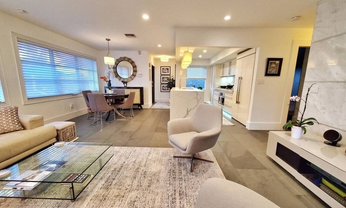 North Beach House | Steps to the Beach | Luxury Stay Managed by BNR Vacation Rentals!