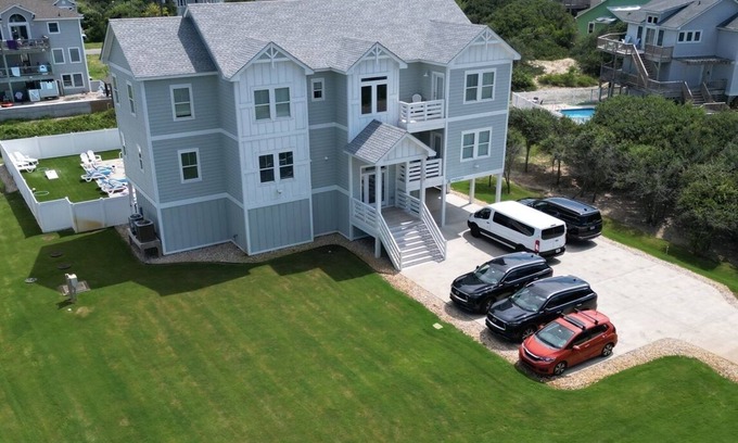 Ocean Sands House | Steps to the sand! Oceanviews-275' To Beach Access*Elevator*Pool