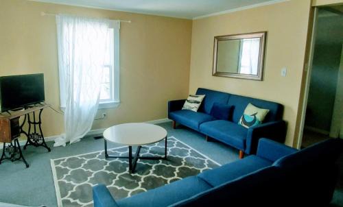 Shelburne Apartment | Steps to the Waterfront