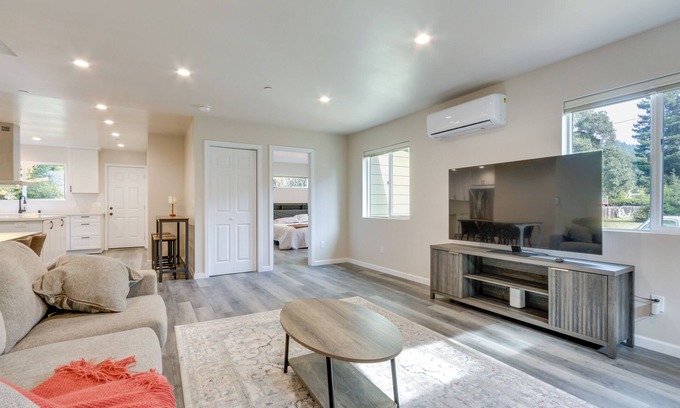 Monte Rio House | Steps to Town & River: Modern Monte Rio Retreat