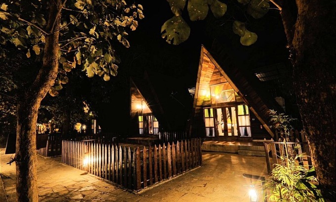 Turiya Hotel | Sterling Padam Pench