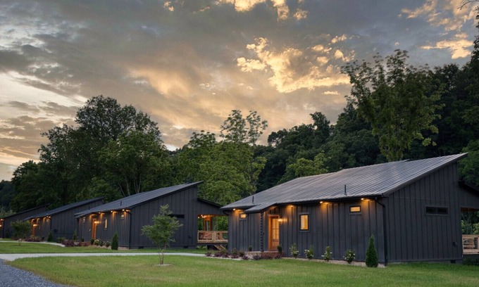 Johnson City Ski Chalet | Still Waters on Watauga River