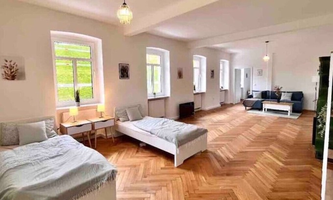 Lorsch Apartment | Stilvolle Altbauwohnung
