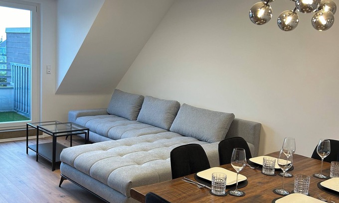 Rath Apartment | Stilvolle & Moderne Ferienwohnung in Rath Düsseldorf