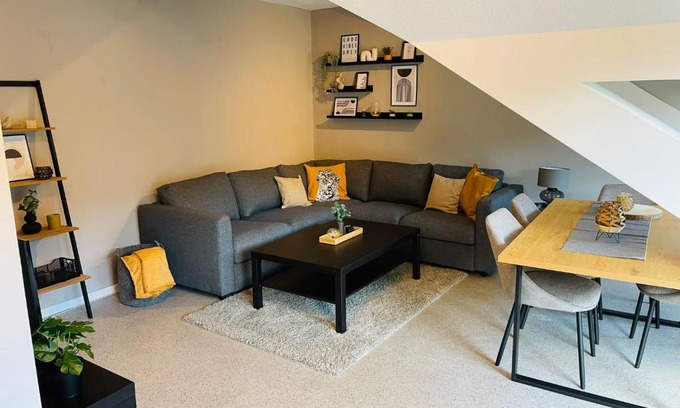 Haiger Apartment | Stilvolles 4-Bett Appartment