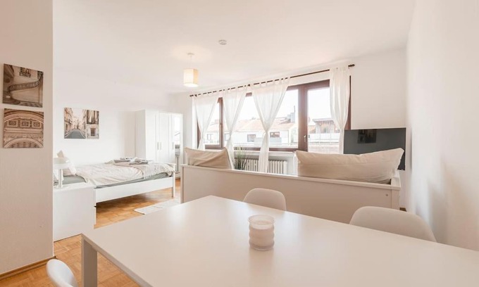 Neustadt Apartment | Stilvolles Apartment für 4 Pers.