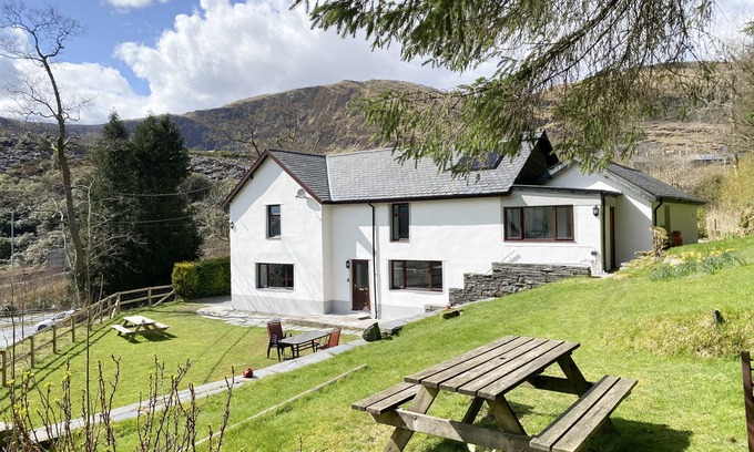Rhiwbryfdir Cottage | Stiniog Lodge