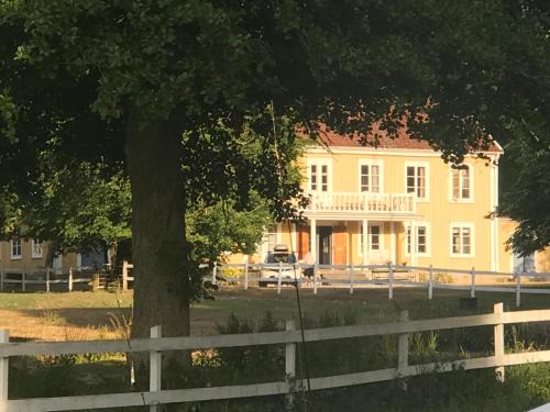 Tavelsas Bed & Breakfast | Stjärnvik Säteri B&B
