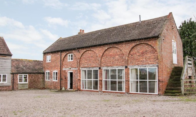 Eaton Mascott House | Stockbatch Granary