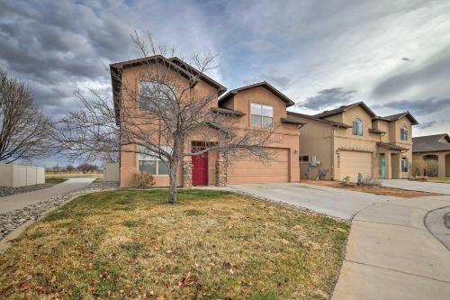 Grand Junction House | Stocked Grand Junction Home at Canyon View Park!