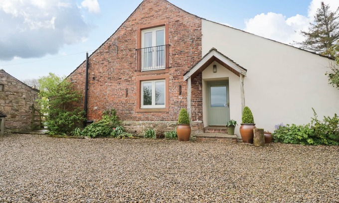 Welton Cottage | STOCKWELL HALL COTTAGE, family friendly, with a garden in Caldbeck