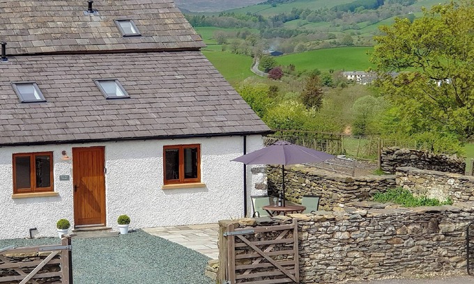 Kendal Cottage | Stone Barn Farm Cottage