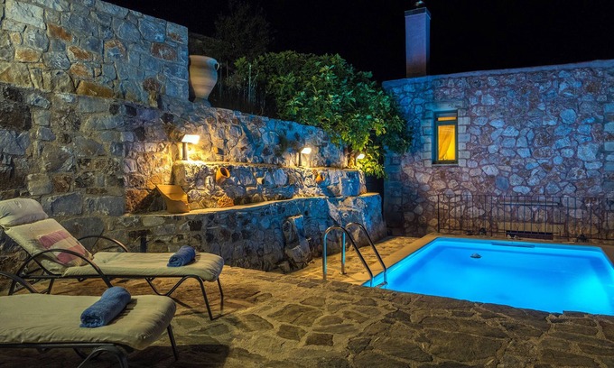 Goni Villa | Stone Built villa Galatia Poolside & Perfect View