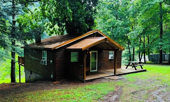 Oak Hill Cabin | Stone Cliff Cabin -New River Gorge Wv