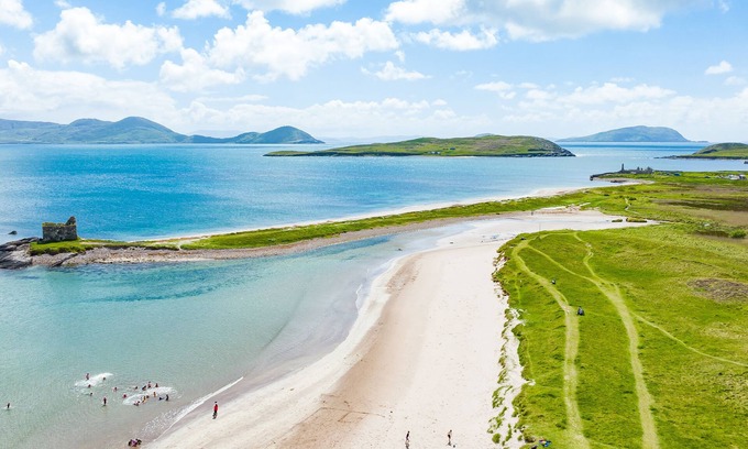 Ballinskelligs Apartment | Stone Cottage Holiday Home Ballinskelligs