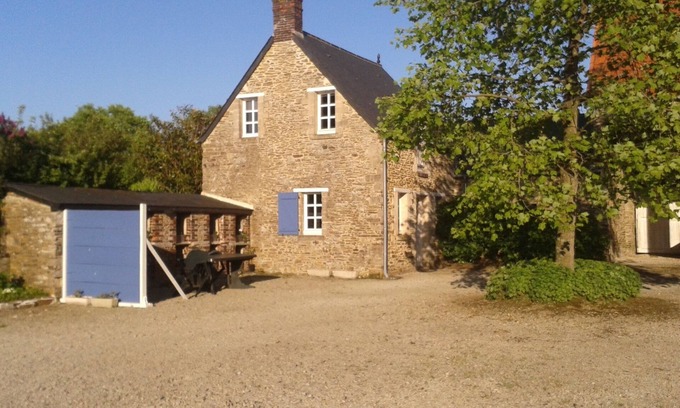 Le Molay-Littry Cottage | stone cottage of the eighteenth century