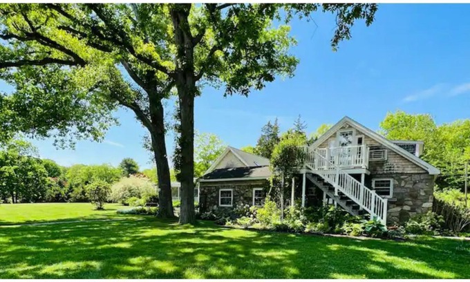 Guilford House | STONE GARDEN GETAWAY 🌸Families☀️Reunions🌸Dogs🐶