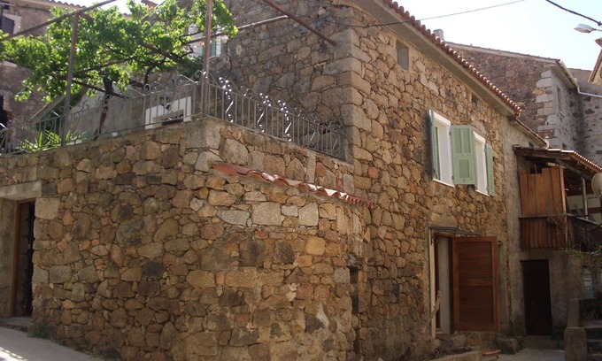 Cannelle House | STONE HOUSE 55M2 15 MINUTES FROM THE SEA