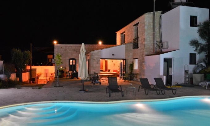 Tsada House | Stone House