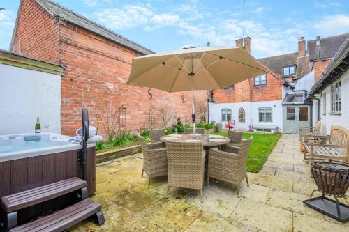 Alcester House | Stone House