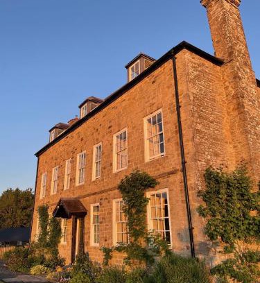 Kington Bed & Breakfast | Stone House