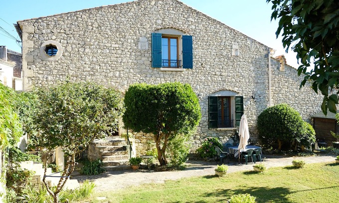 Montfrin House | Stone house in a village of Provence by the river