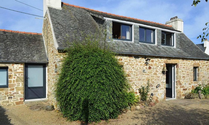 Plougasnou House | Stone House in Plougasnou near Port Blanc Beach