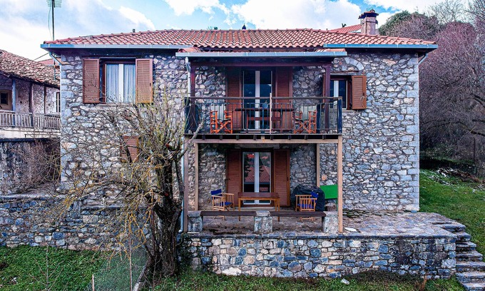 Vitina House | Stone house in the heart of Vytina-Mainalo
