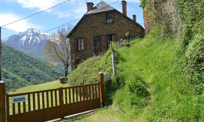 Sentein House | Stone house with character in the heart of the Ariège Natural Park