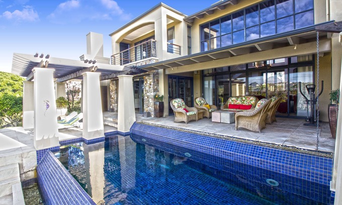 Knysna Central Villa | Stone Manor Villa Knysna