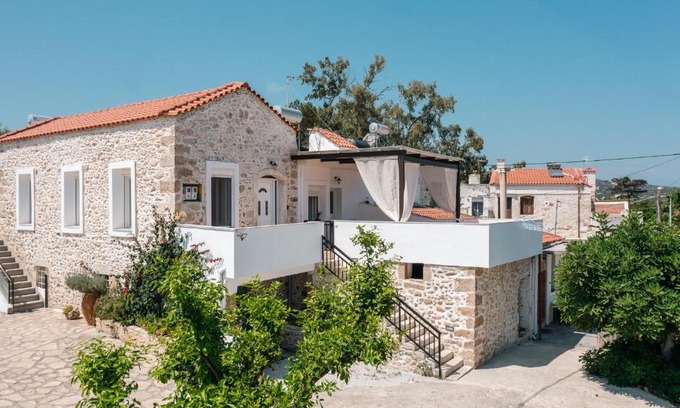 Pigi House | Stone Project 2