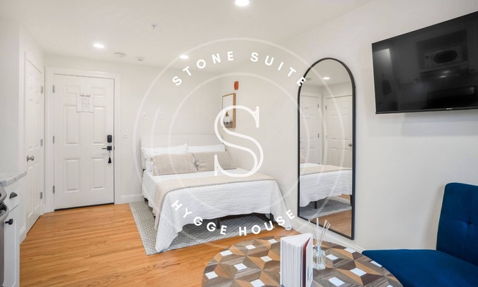 Newburyport Apartment | Stone Suite at Hygge House