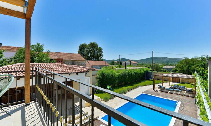 Zemunik Donji Villa | Stone villa Anita with pool, Zadar county
