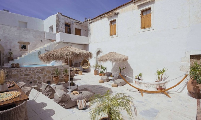 Episkopi House | Stone Villa in Episkopi