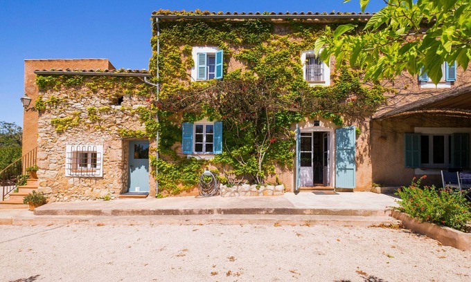 Felanitx Villa | Stone villa with pool – Villa Baix d' Or