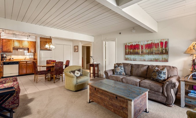 Snowmass Village Condo | Stonebridge Condos Unit 710 1 Bdrm 1 Bath Slopeside