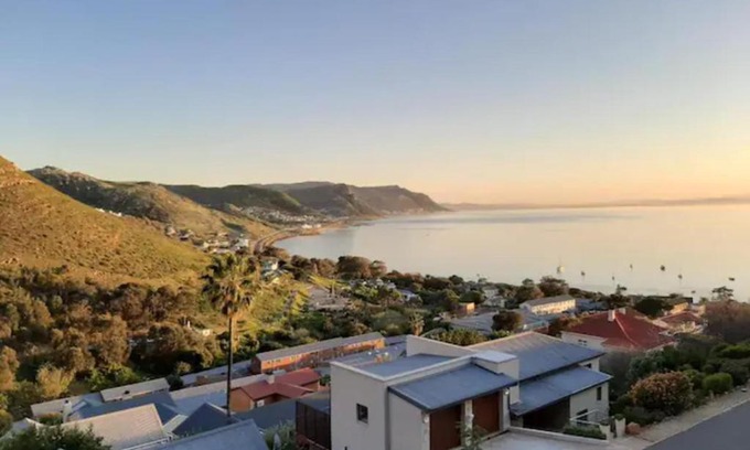 Redhill Apartment | Stonebrook Apartments