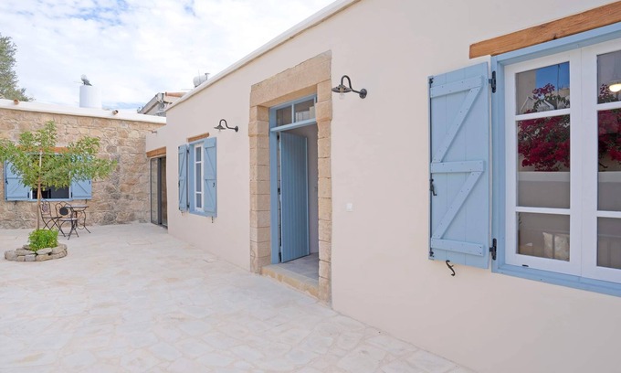 Old Town House | stonebuilt HiddenHouse
