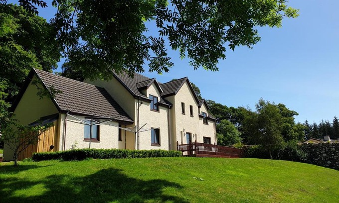 Achachork House | Stonefield House