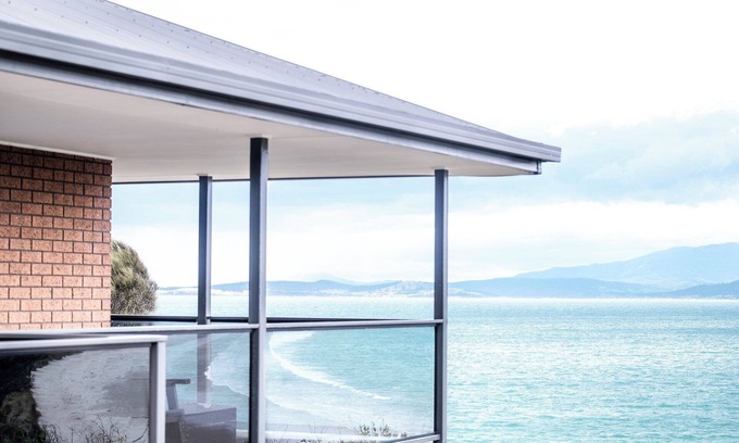 Primrose Sands House | Stones Throw - Freycinet Holiday Houses